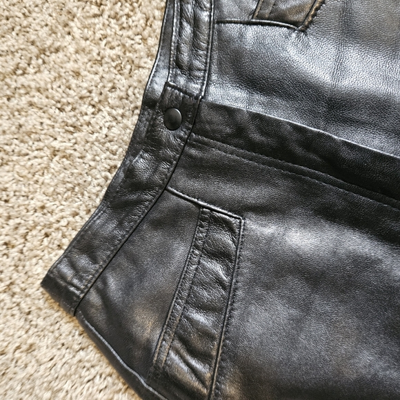 Vintage Leather Knee Length Shorts - Picture 2 of 3
